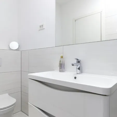 Sonja 빌라 보디체